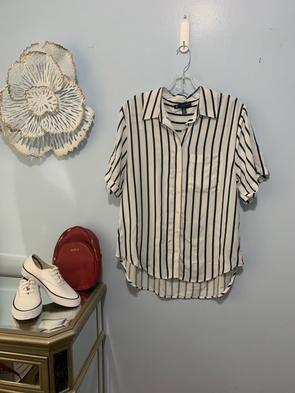 Jules & Leopold White Shirt with Navy Vertical Stripes size 1x